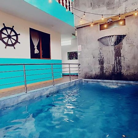 Hostal El Pinzon Puerto Ayora  Eksteriør billede
