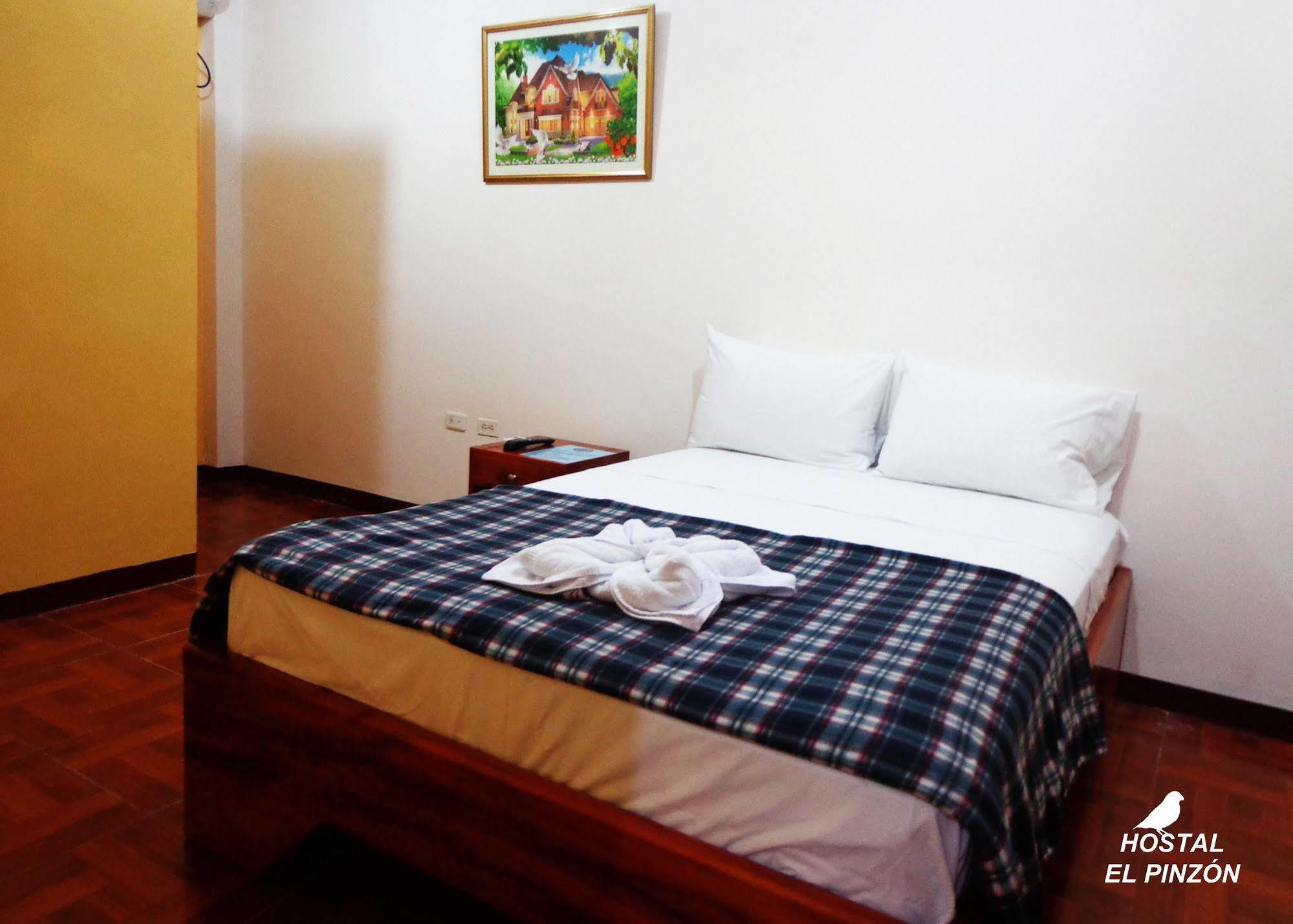 Hostal El Pinzon Puerto Ayora  Eksteriør billede